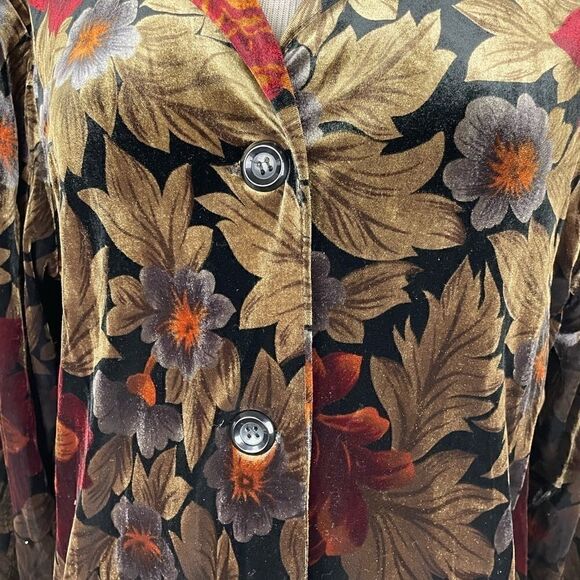 NWT I.K.C For County Wear Womens Floarl Velour V-Neck Button Down Top Size M - Picture 2 of 6